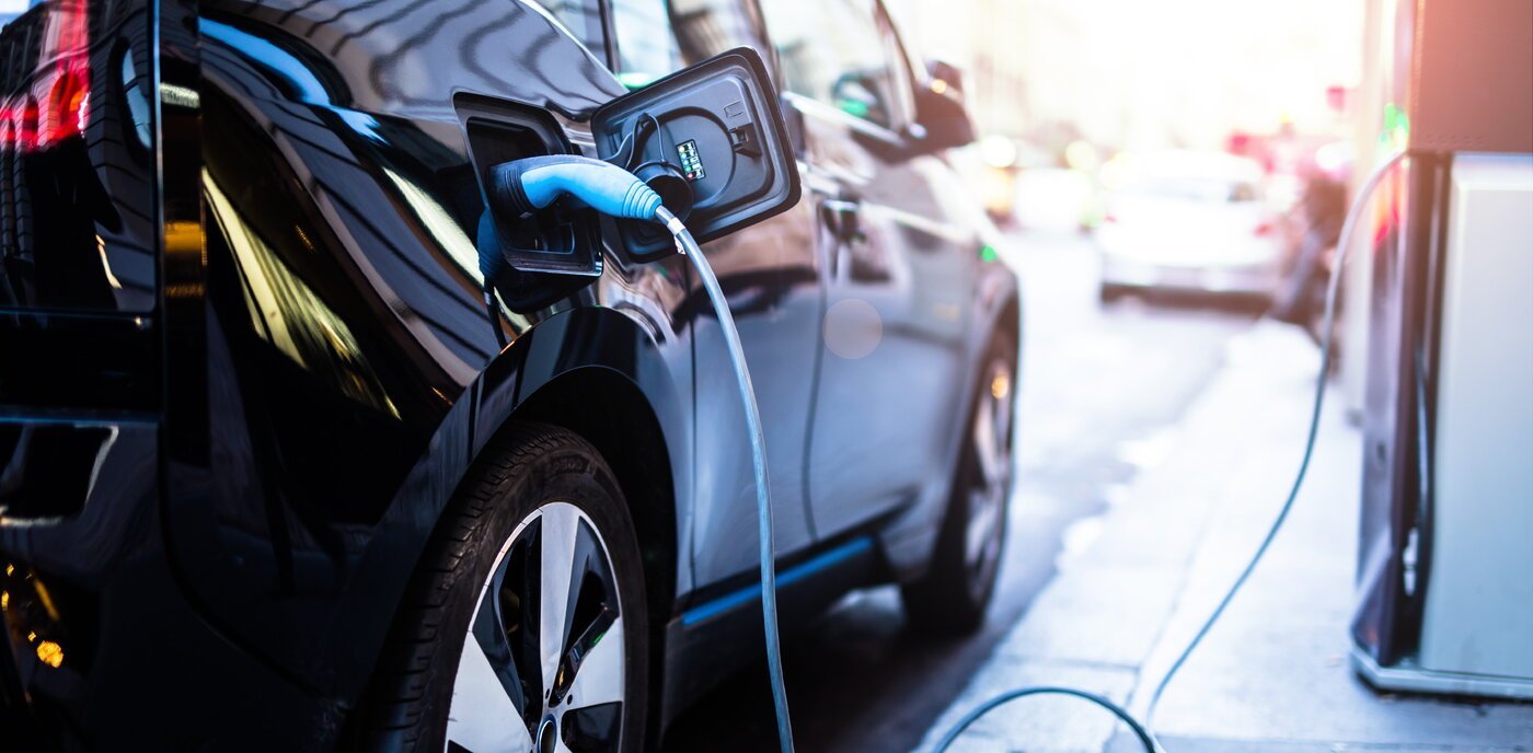 Dobíjení firemního elektromobilu s palivovou kartou CCS